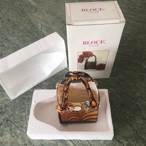 Vintage Block Crystal “Elizabeth” Handbag Vase  8"  Hand Cut & Polished  NIB - Picture 8 of 9